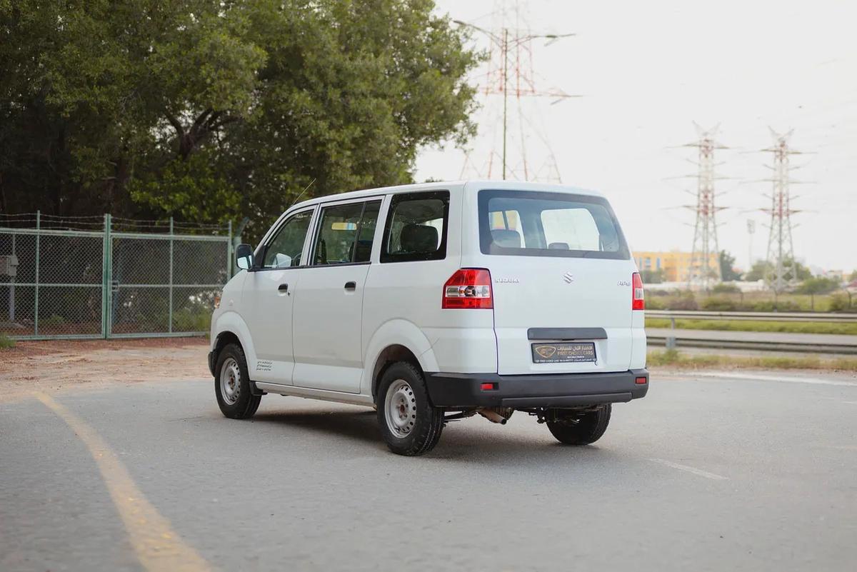 Suzuki AVP | 8-Seater Van | Manual | GCC Specs | Ref#S00646-3-3