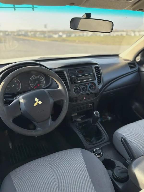 Mitsubishi L200 DIESEL 2020 4/4