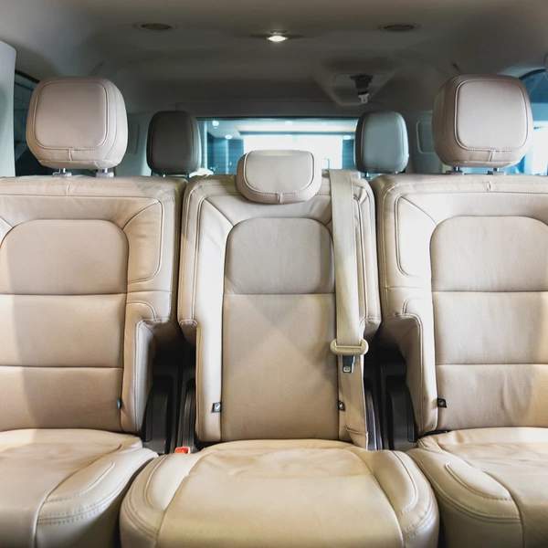 AED 3,257P.M • 0% Downpayment • Navigator Reserve • 1 year warranty