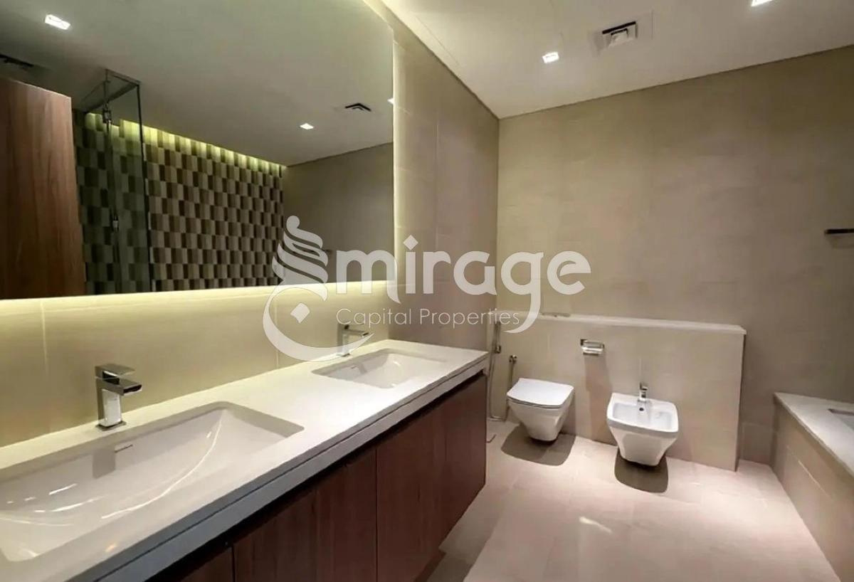 Duplex Type Y | Great Location | Double Row 3BR-7-7