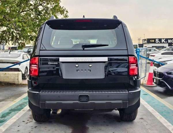 Toyota Prado TURBO ALL ROUNDER / 2.8L DIESEL V4 / DIFFLOCK / SUNROOF / COOL BOX (CODE # P28AR2)