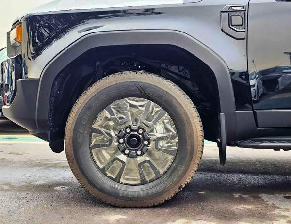 Toyota Prado TURBO ALL ROUNDER / 2.8L DIESEL V4 / DIFFLOCK / SUNROOF / COOL BOX (CODE # P28AR2)