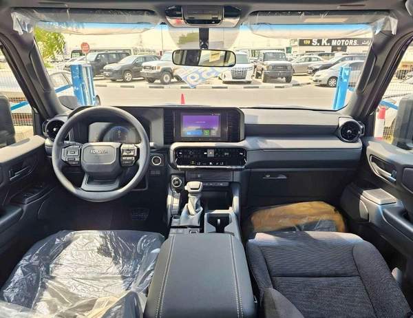 Toyota Prado TURBO ALL ROUNDER / 2.8L DIESEL V4 / DIFFLOCK / SUNROOF / COOL BOX (CODE # P28AR2)