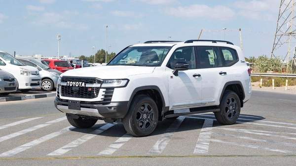 Toyota Land Cruiser GR SPORT FULL OPTION DIESEL