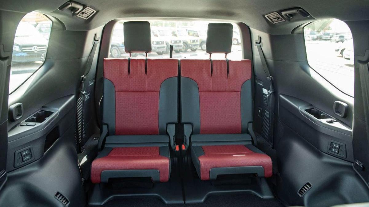 Toyota Land Cruiser GR SPORT FULL OPTION DIESEL-5-5