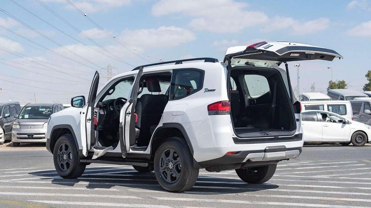 Toyota Land Cruiser GR SPORT FULL OPTION DIESEL-7-7