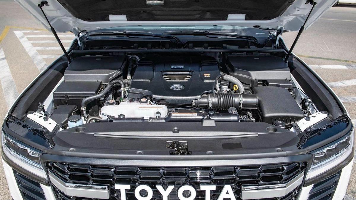 Toyota Land Cruiser GR SPORT FULL OPTION DIESEL-21-21