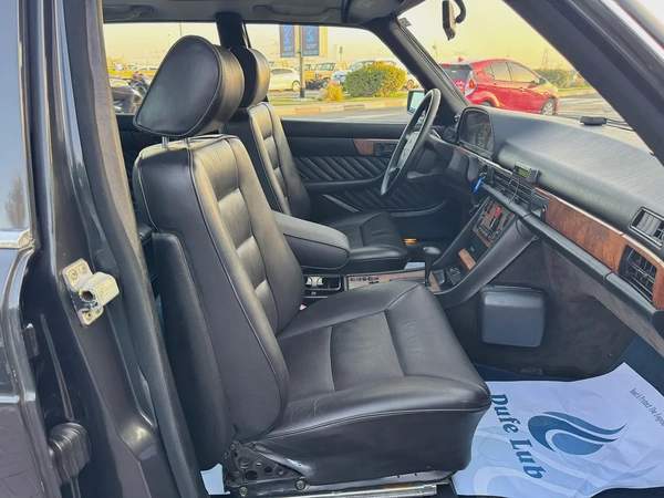 Mercedes Benz 560SEL 1989 95000km - Japan Import - Clean Title - Service History Available