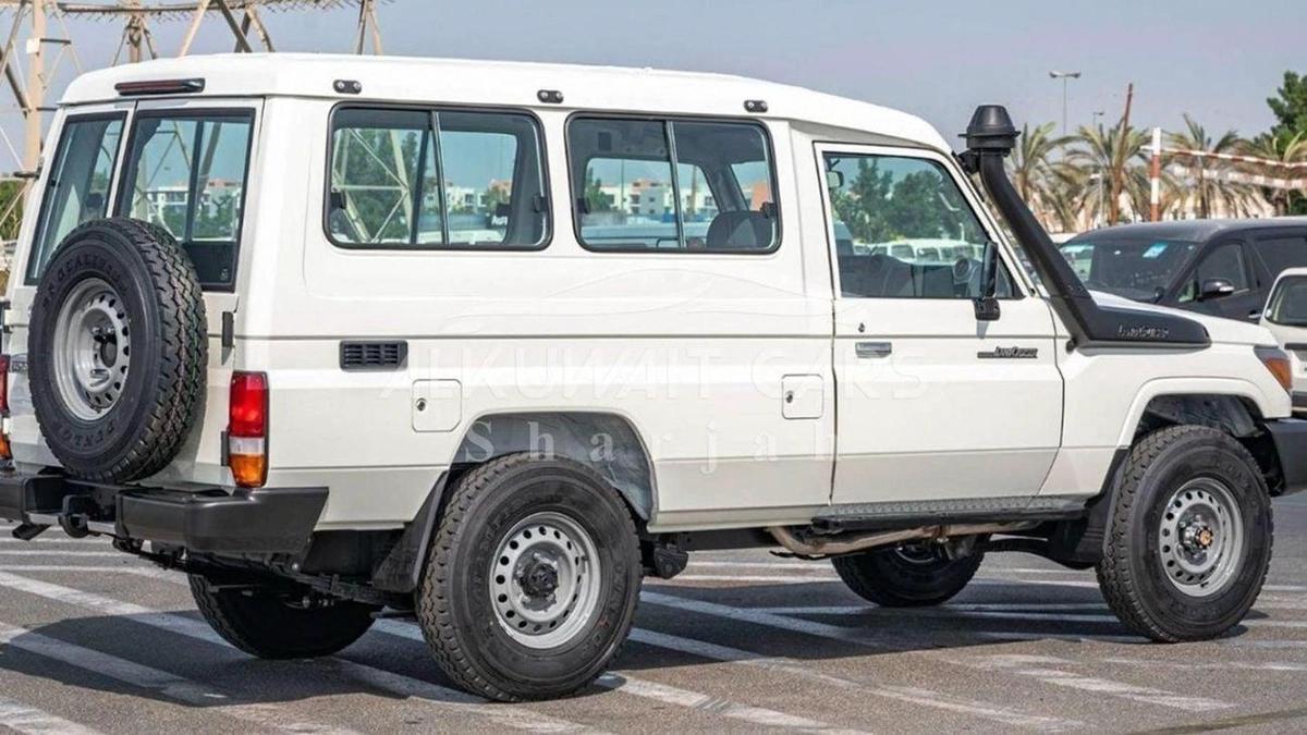 Toyota Land Cruiser 70 HARD TOP 3 DOORS 4.2L DIESEL 2024-2-2