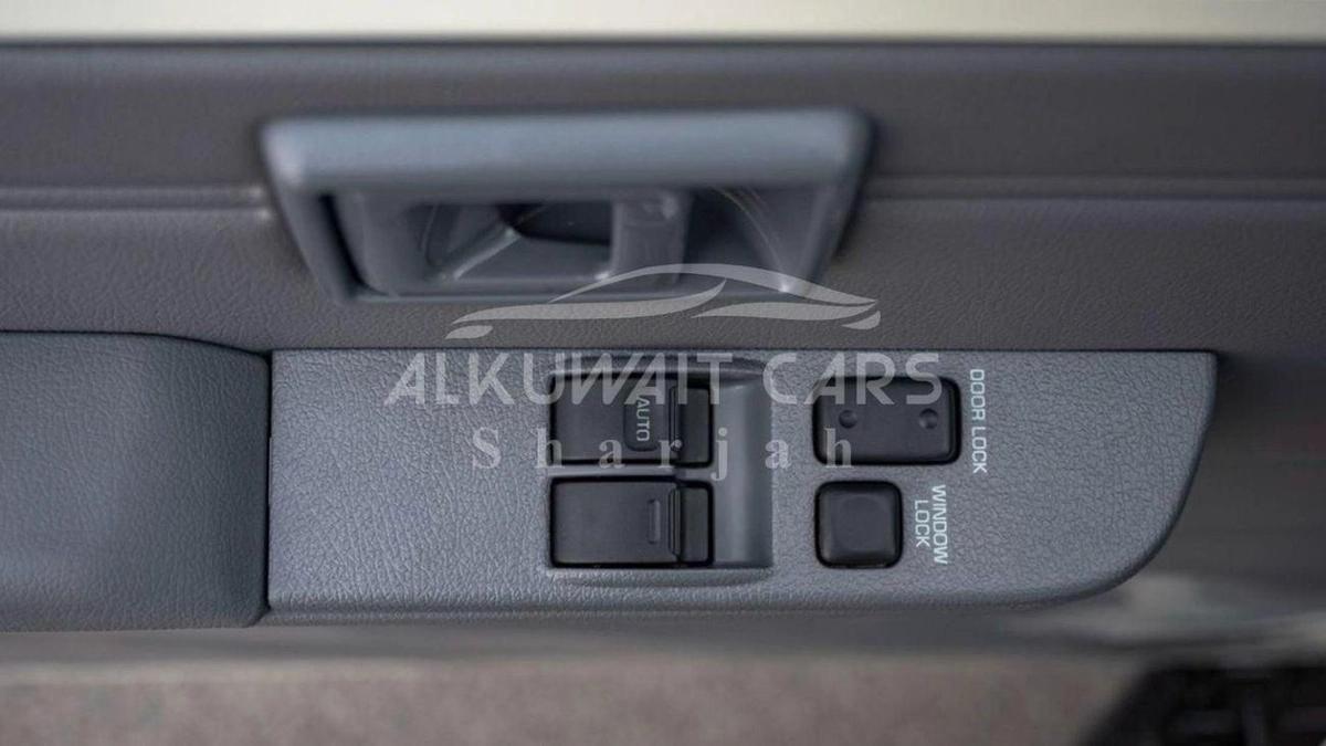 Toyota Land Cruiser 70 HARD TOP 3 DOORS 4.2L DIESEL 2024-10-10