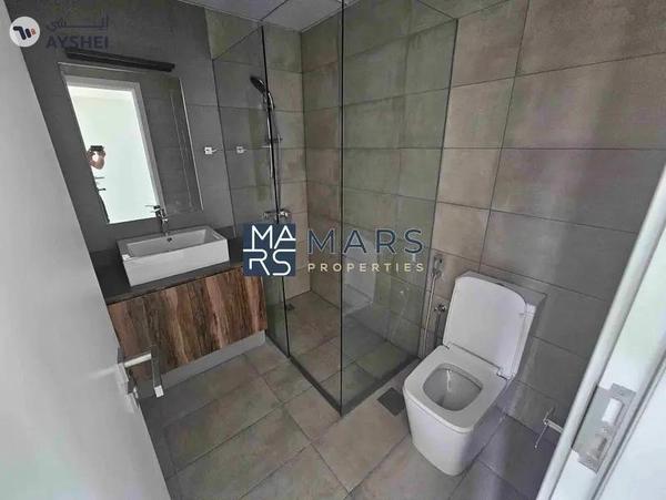 Luxury 2bhk apartment available for rent:82K