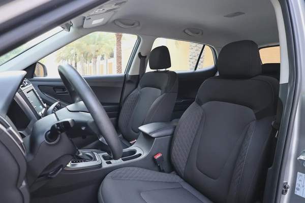 HYUNDAI CRETA COMFORT 1.5L - GCC SPECS - UNDER WARRANTY - FULL SERVICE HISTORY - ACCIDENT FREE -