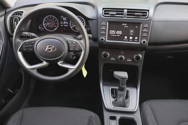 HYUNDAI CRETA COMFORT 1.5L - GCC SPECS - UNDER WARRANTY - FULL SERVICE HISTORY - ACCIDENT FREE -
