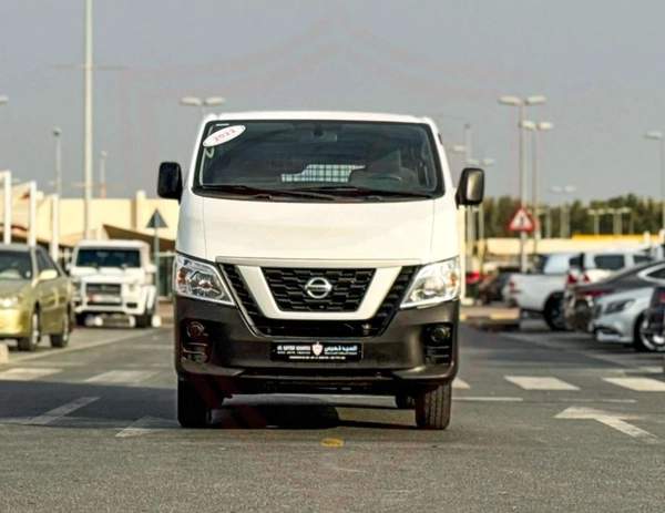 Used Nissan Urvan 2022