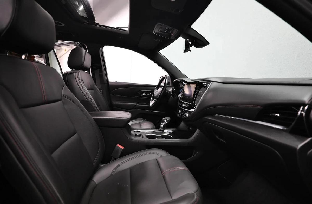 GCC | Traverse | 7 Seater | AED 1150 monthly | Free Insurance and Registration-13-13