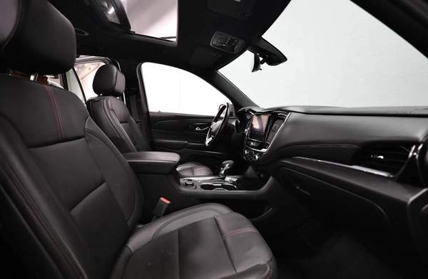 GCC | Traverse | 7 Seater | AED 1150 monthly | Free Insurance and Registration