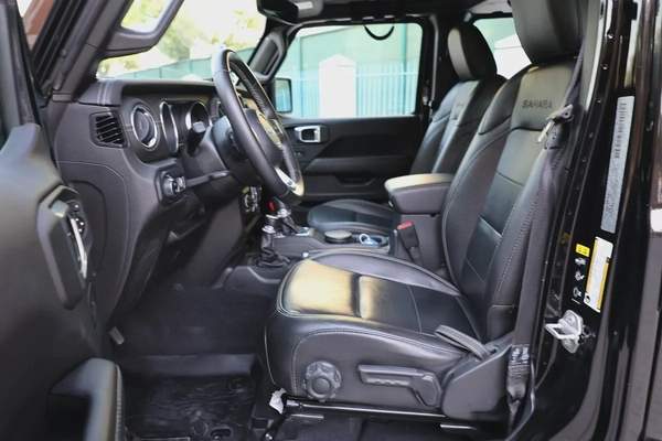 Jeep Wrangler Unlimited-SAHARA-2021-60000KM-GCC SPECS under warranty