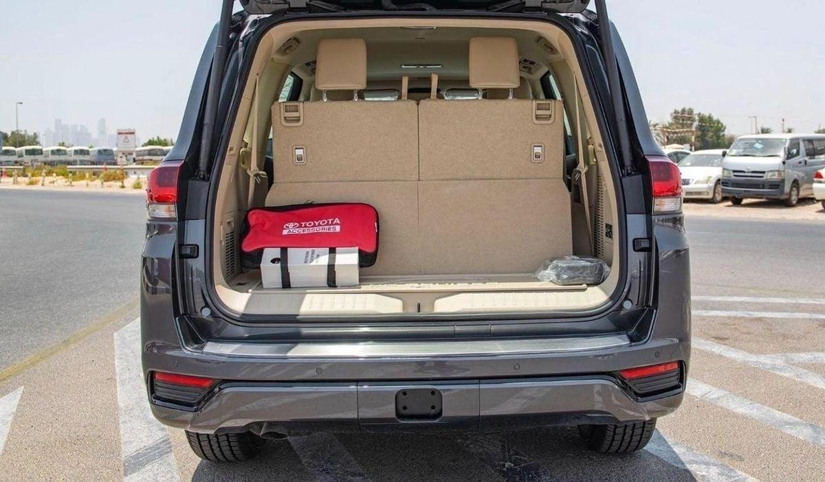 Toyota Land Cruiser Toyota Land Cruiser GXR 3.5P AT MY2025– Grey-9-9