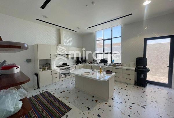 Corner Villa | Huge Plot | Commercial 8BR