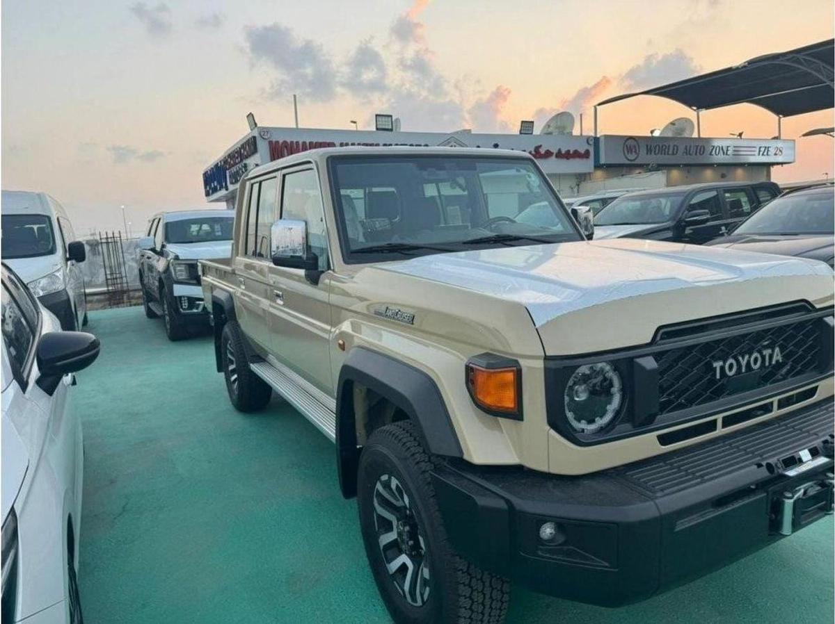 Toyota Land Cruiser Pick Up 2.8L DIESEL AUTOMATIC DOUBLE CABIN FULL OPTION 2024 GCC-2-2