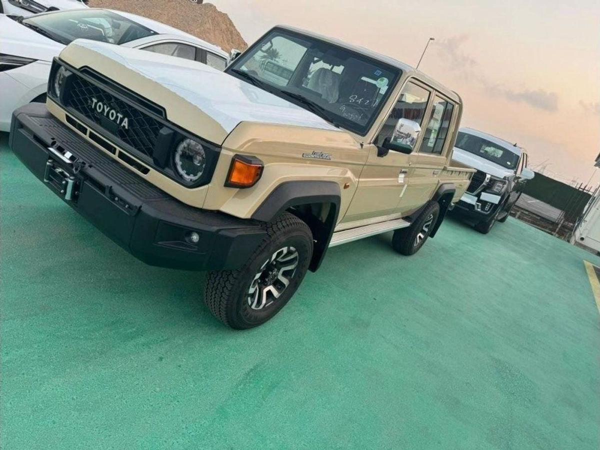 Toyota Land Cruiser Pick Up 2.8L DIESEL AUTOMATIC DOUBLE CABIN FULL OPTION 2024 GCC-3-3