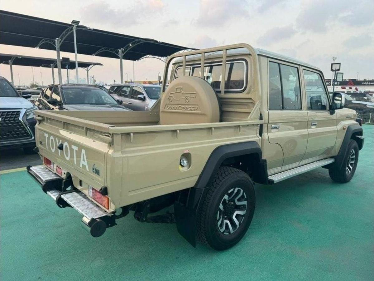 Toyota Land Cruiser Pick Up 2.8L DIESEL AUTOMATIC DOUBLE CABIN FULL OPTION 2024 GCC-5-5