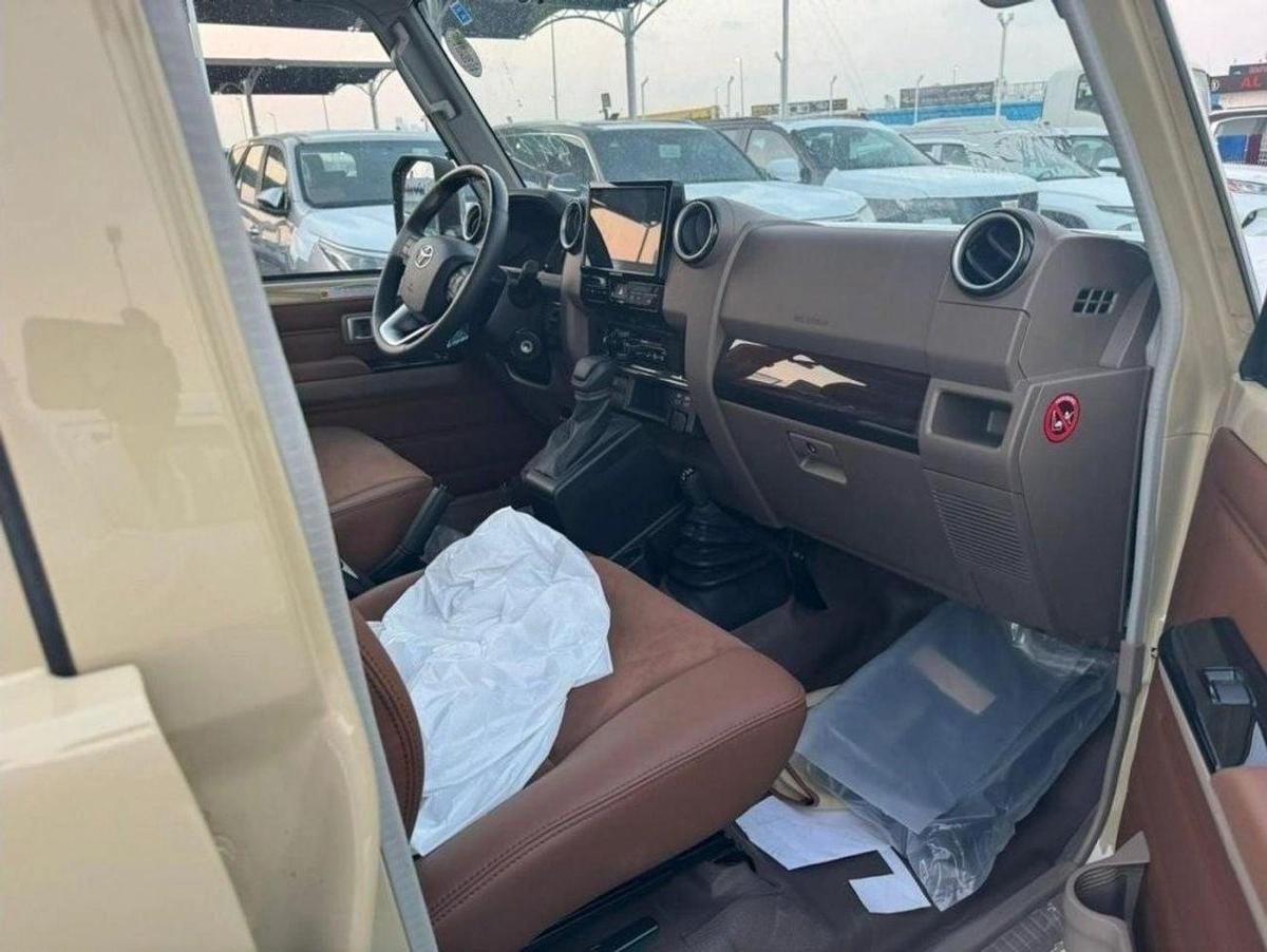 Toyota Land Cruiser Pick Up 2.8L DIESEL AUTOMATIC DOUBLE CABIN FULL OPTION 2024 GCC-10-10