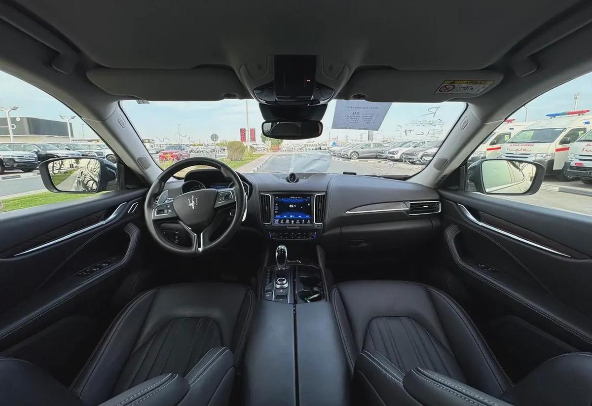 MASERATI LEVENTE | BROWN INTERIOR | 2017 | ONLY : 26362 KM | JAPAN IMPORT | CLEAN TITLE-9-9