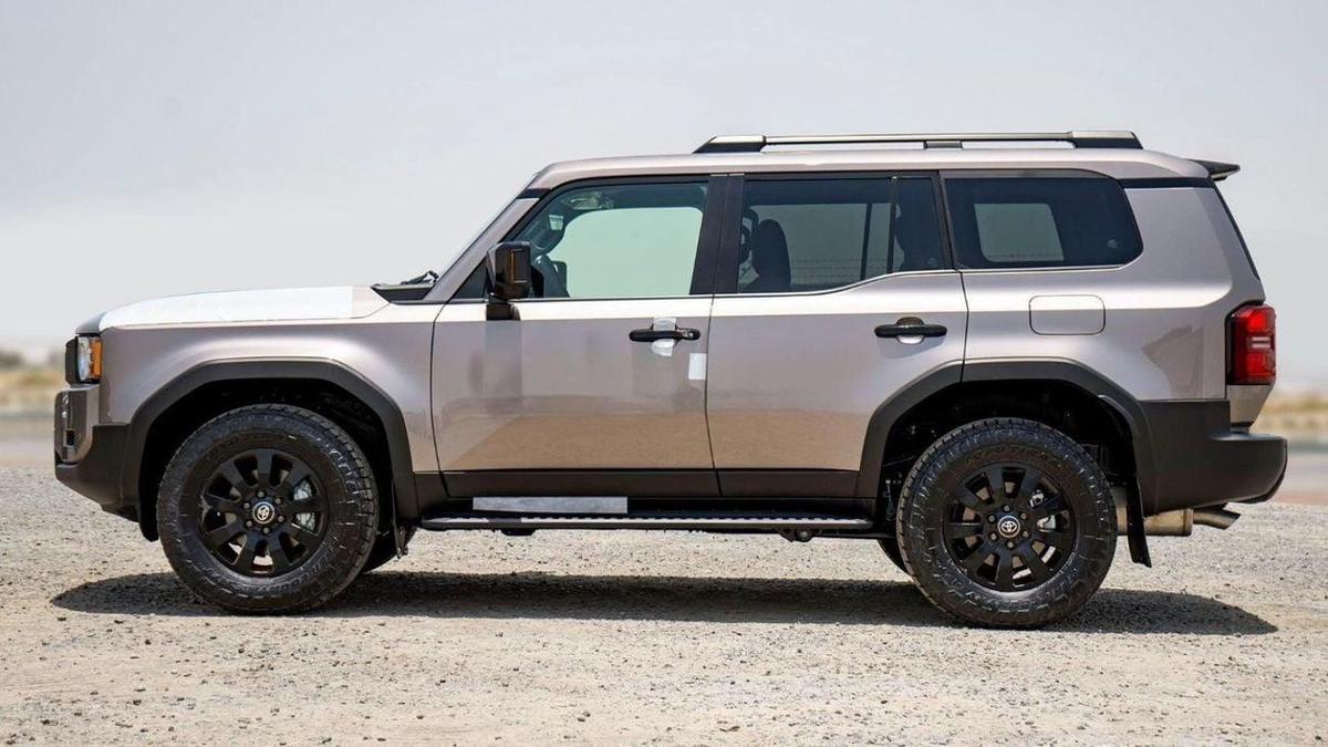 Toyota Prado TOYOTA PRADO 250 2.4P AT FIRST EDITION MY2024 – BRONZE-5-5