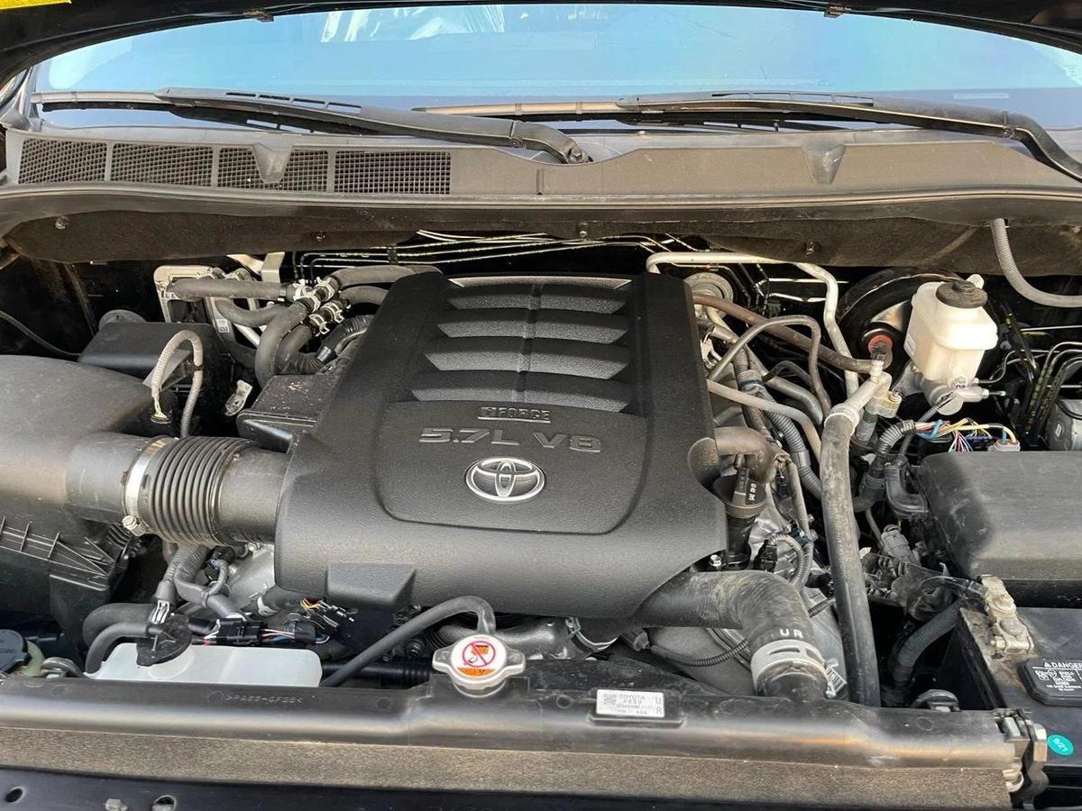 Toyota Sequoia TRD PRO-4-4