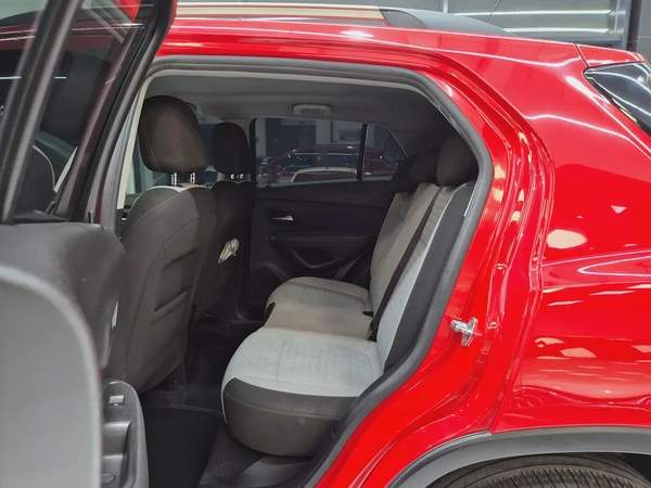 Chevrolet Trax Gcc mid option