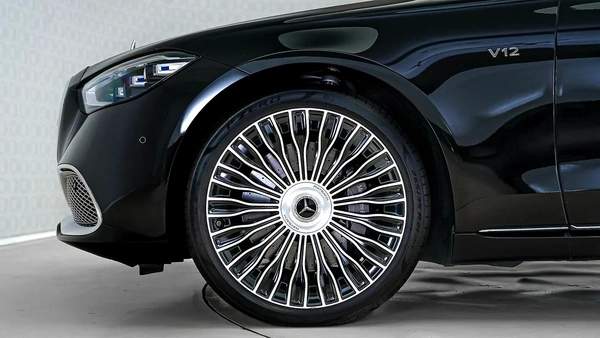 Mercedes-Maybach S-Class S 680