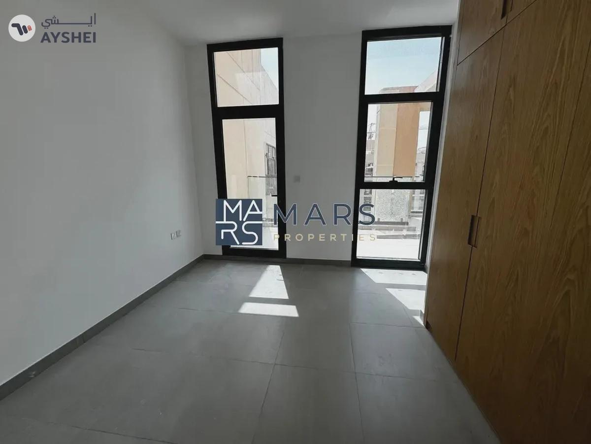 Luxurious one bedroom with a huge terrace and all facilities in community available in 50k.-7-7