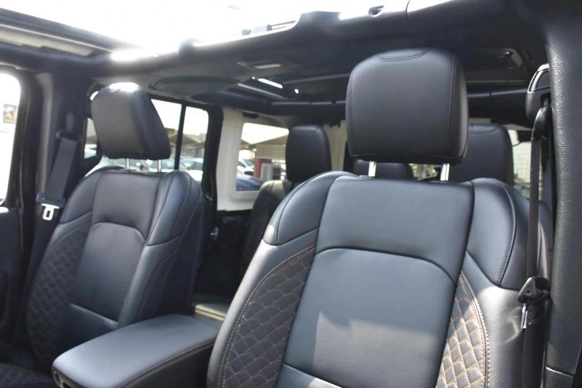 WRANGLER SAHARA 2023 | BLACK-1-1