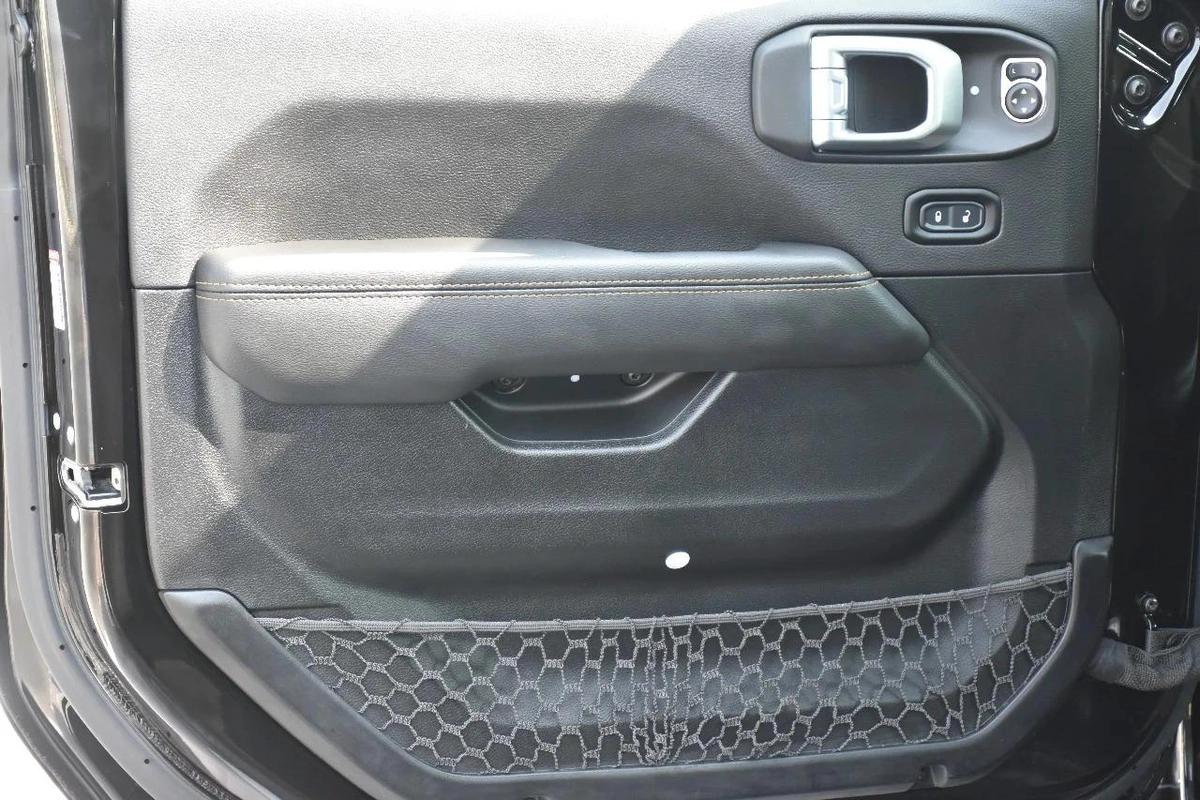 WRANGLER SAHARA 2023 | BLACK-9-9