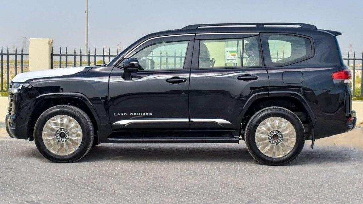 Toyota Land Cruiser TOYOTA LAND CRUISER 3.3L GXR, HIGH DIESEL TWIN TURBO, A/T MY24 3.3L Diesel 2024-2-2