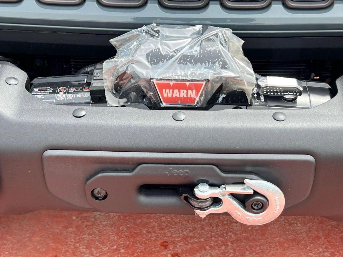 Jeep Wrangler EXPORT PRICE - Rubicon 2.0T - Anvil Clear Coat-13-13