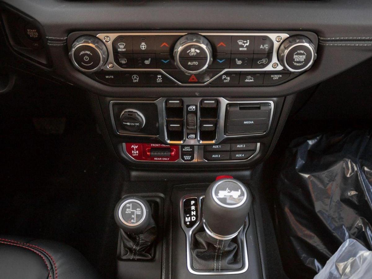 Jeep Wrangler EXPORT PRICE - Rubicon 2.0T - Anvil Clear Coat-16-16