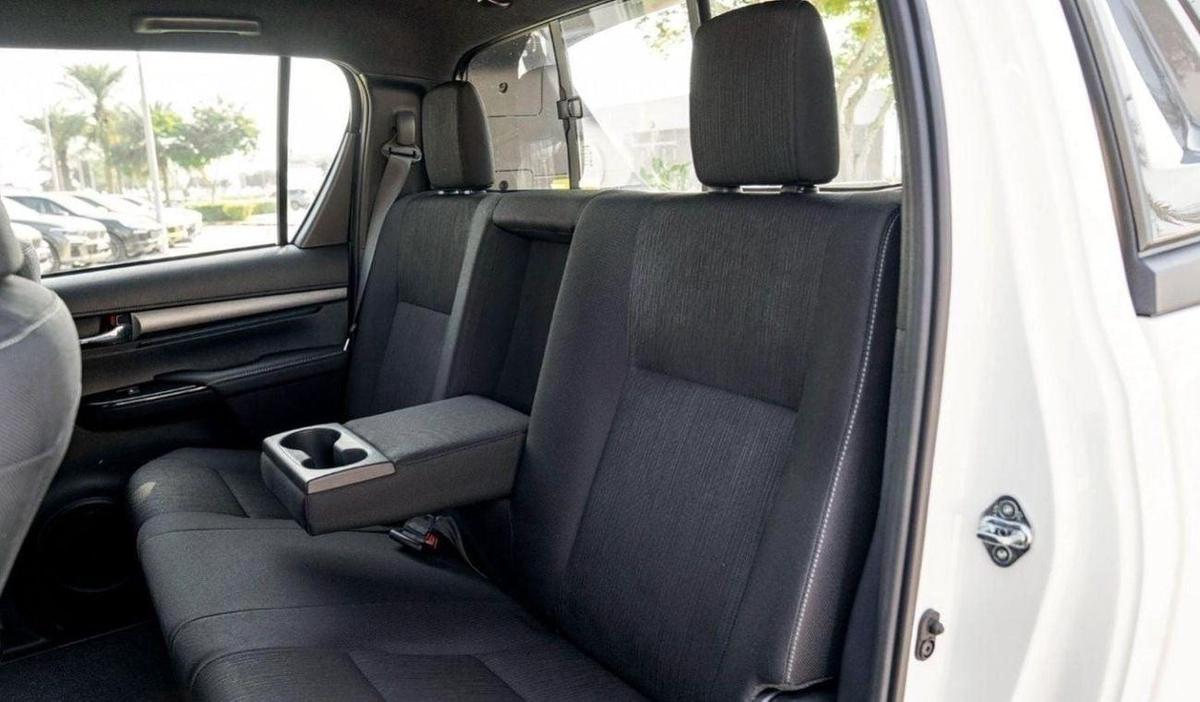 Toyota Hilux HILUX ADVENTURE 2.8L DIESEL 2024-17-17