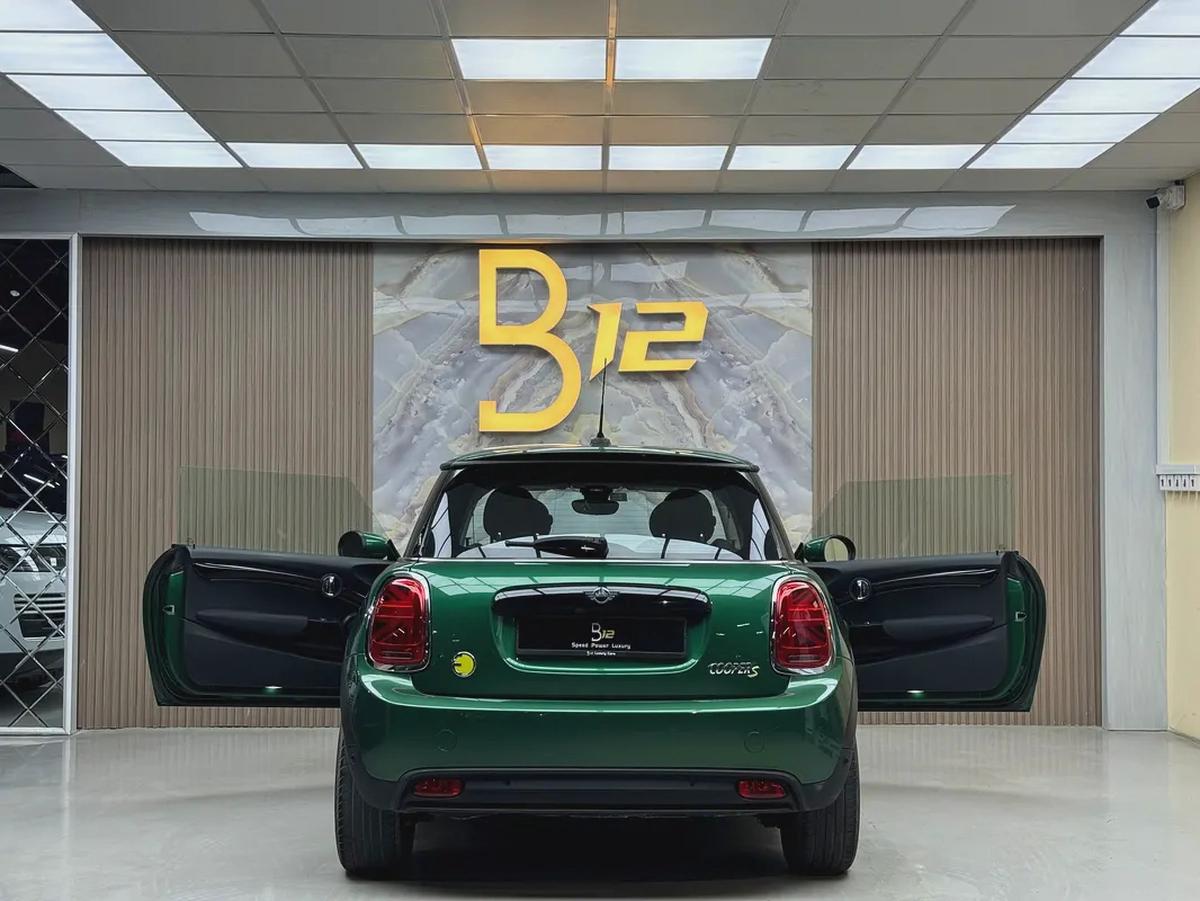 Mini Cooper electric 2023-5-5
