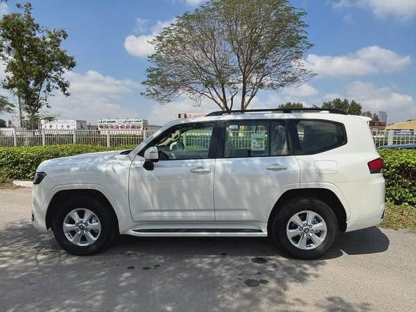 2026 Toyota Land Cruiser GXR - GCC Specs - Brand New!