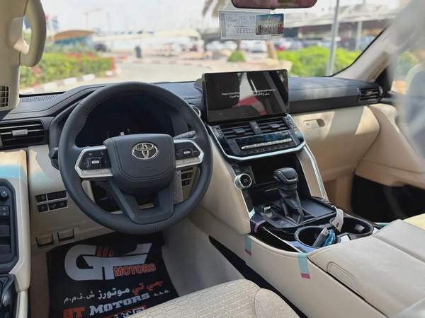 2026 Toyota Land Cruiser GXR - GCC Specs - Brand New!