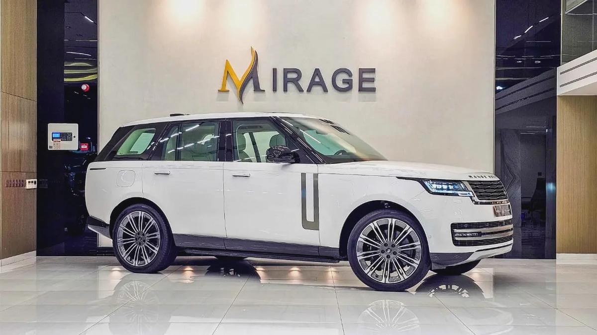 RANGE ROVER - VOGUE - HSE - V 8 P530 - GCC SPECS - UNDER WARRANTY - 2024 MODEL - WHITE/WHITE-0-0
