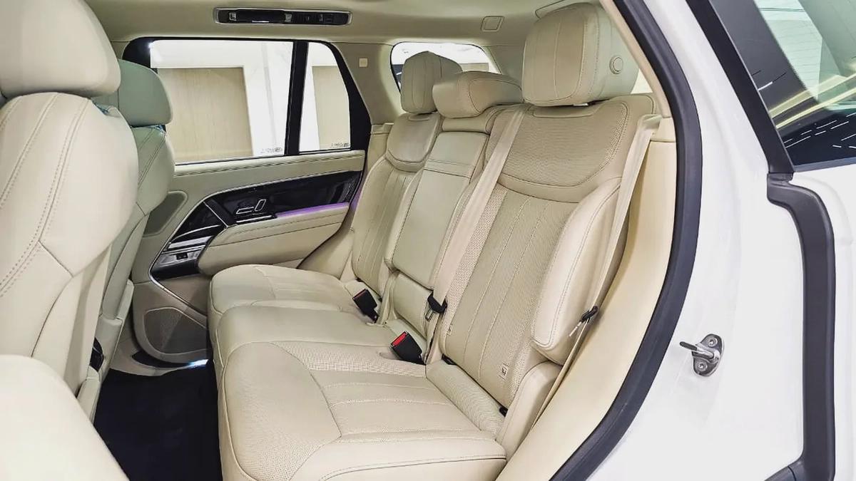 RANGE ROVER - VOGUE - HSE - V 8 P530 - GCC SPECS - UNDER WARRANTY - 2024 MODEL - WHITE/WHITE-9-9