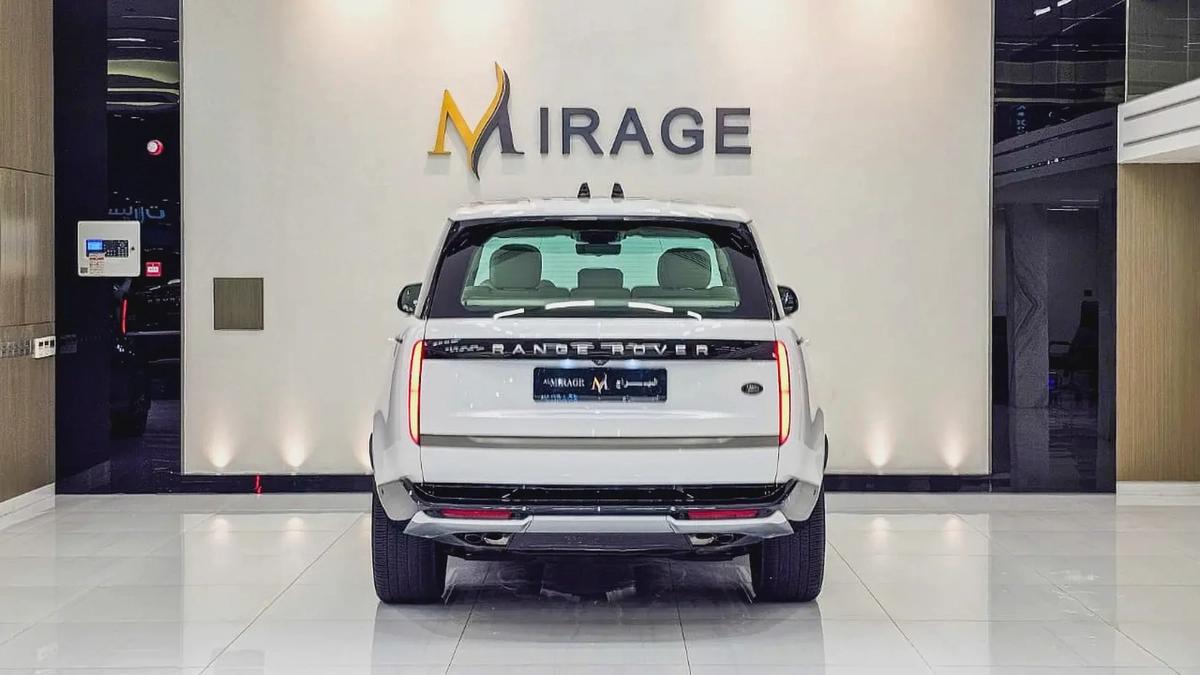 RANGE ROVER - VOGUE - HSE - V 8 P530 - GCC SPECS - UNDER WARRANTY - 2024 MODEL - WHITE/WHITE-14-14