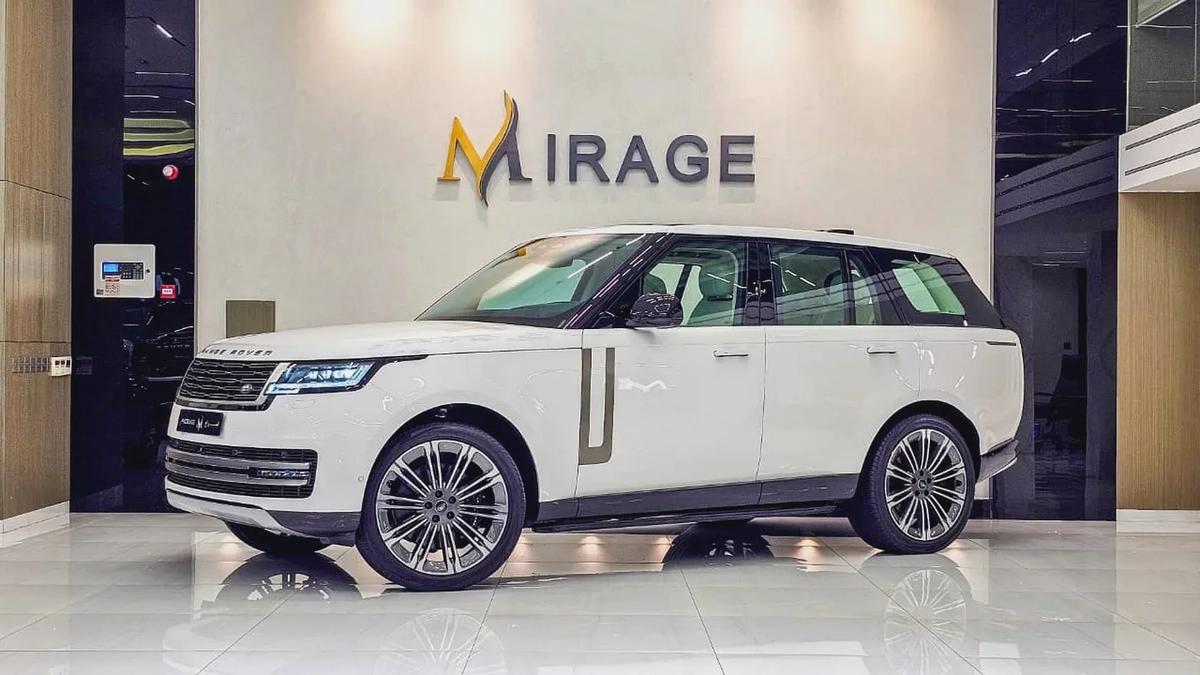 RANGE ROVER - VOGUE - HSE - V 8 P530 - GCC SPECS - UNDER WARRANTY - 2024 MODEL - WHITE/WHITE-19-19