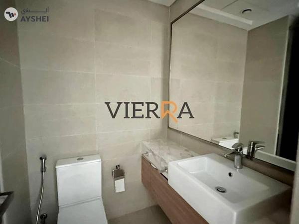 Spacious | Vacant | Prime Location l Perfect View