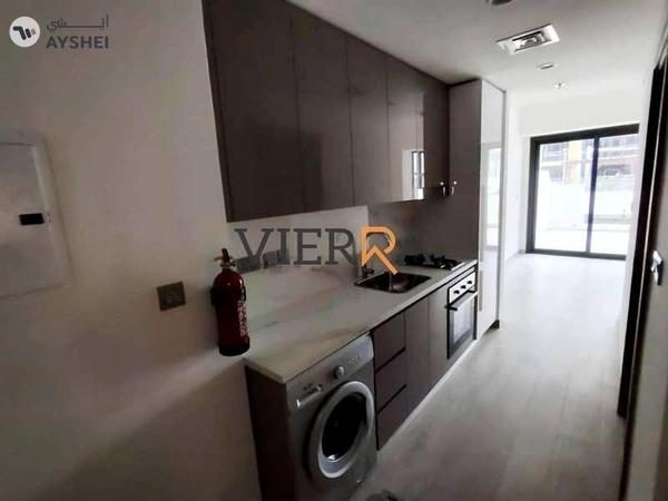 Spacious | Vacant | Prime Location l Perfect View