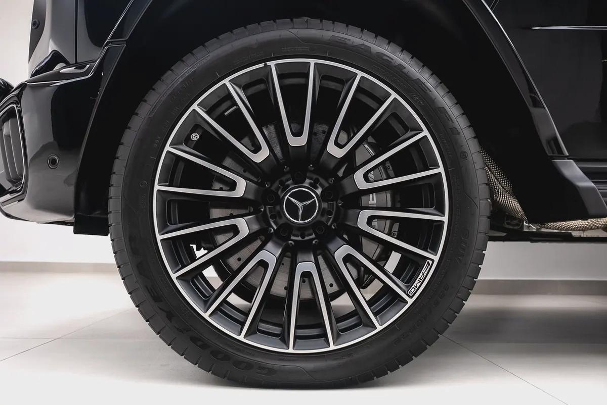 2025 MERCEDES BENZ G63 AMG. GCC | FULL CARBON | DOUBLE NIGHT PACKAGE | OBSIDIAN BLACK-5-5