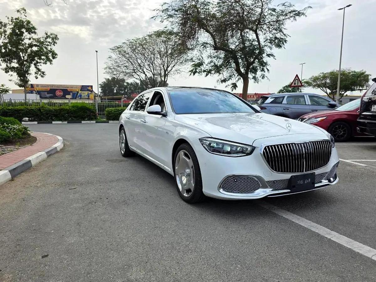 Mercedes-Maybach S-Class S 680-4-4